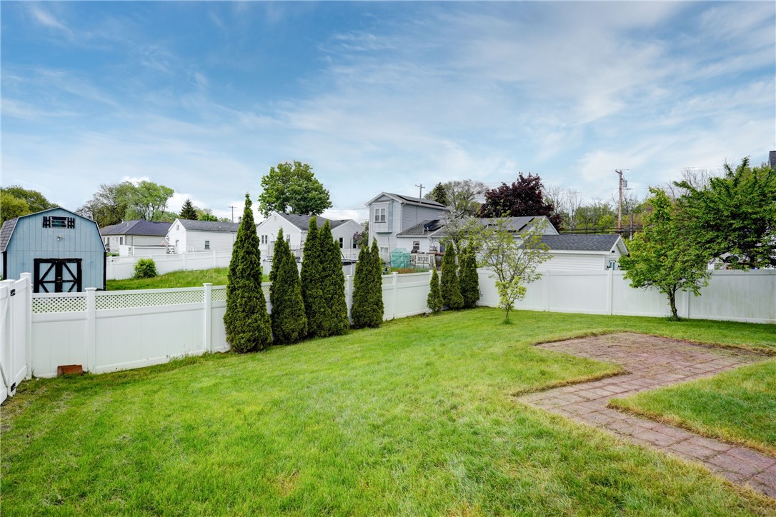 16 Hazel Bark Run, Gates, New York image 37