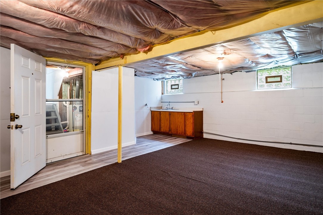 424 Marsdale Court, Webster, New York image 39