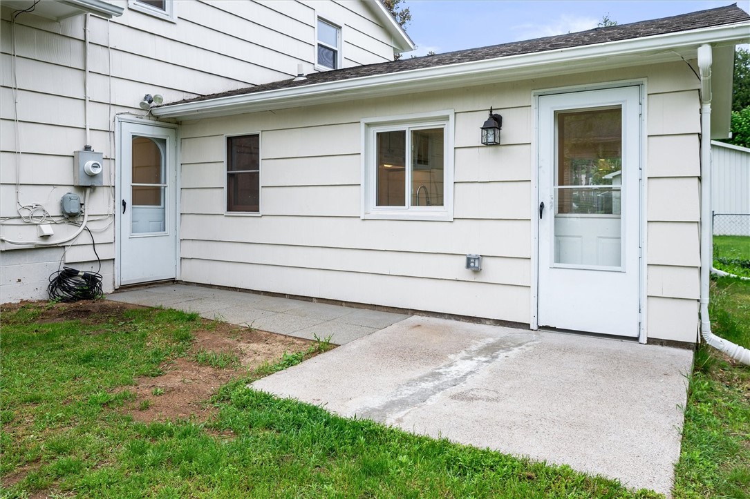 424 Marsdale Court, Webster, New York image 6