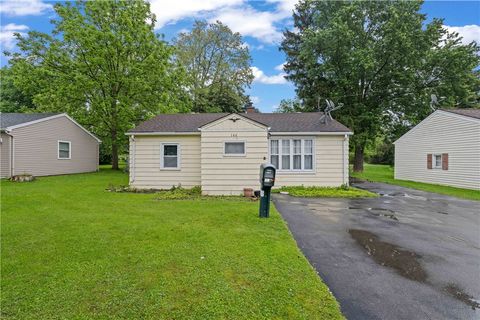 146 Hyde Parkway Palmyra NY 14522