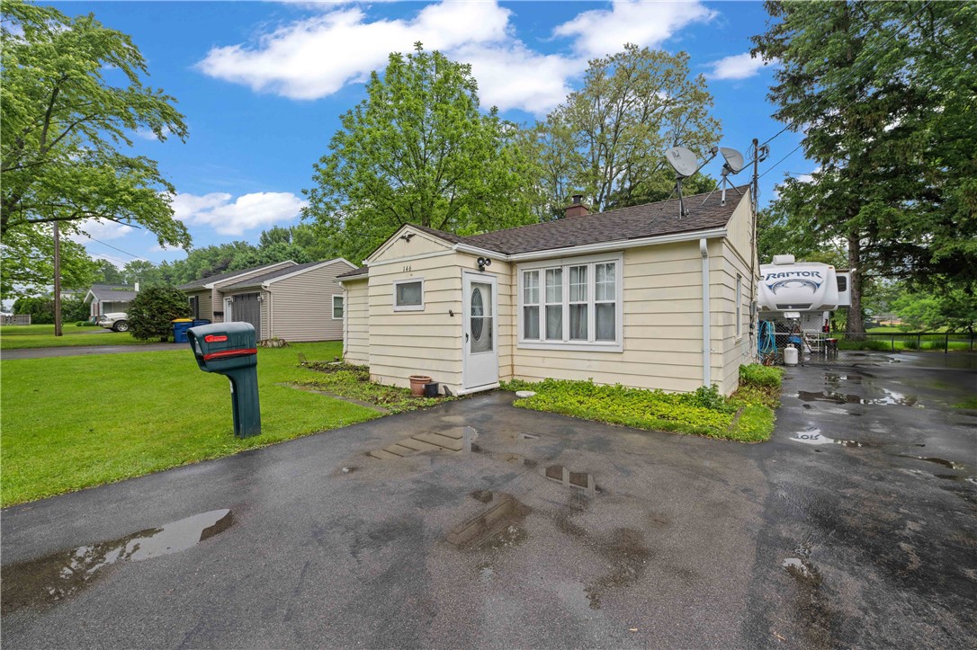 146 Hyde Parkway