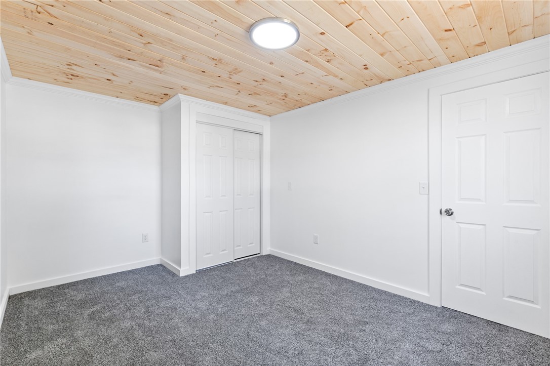 120 Howard Road, Gates, New York image 19