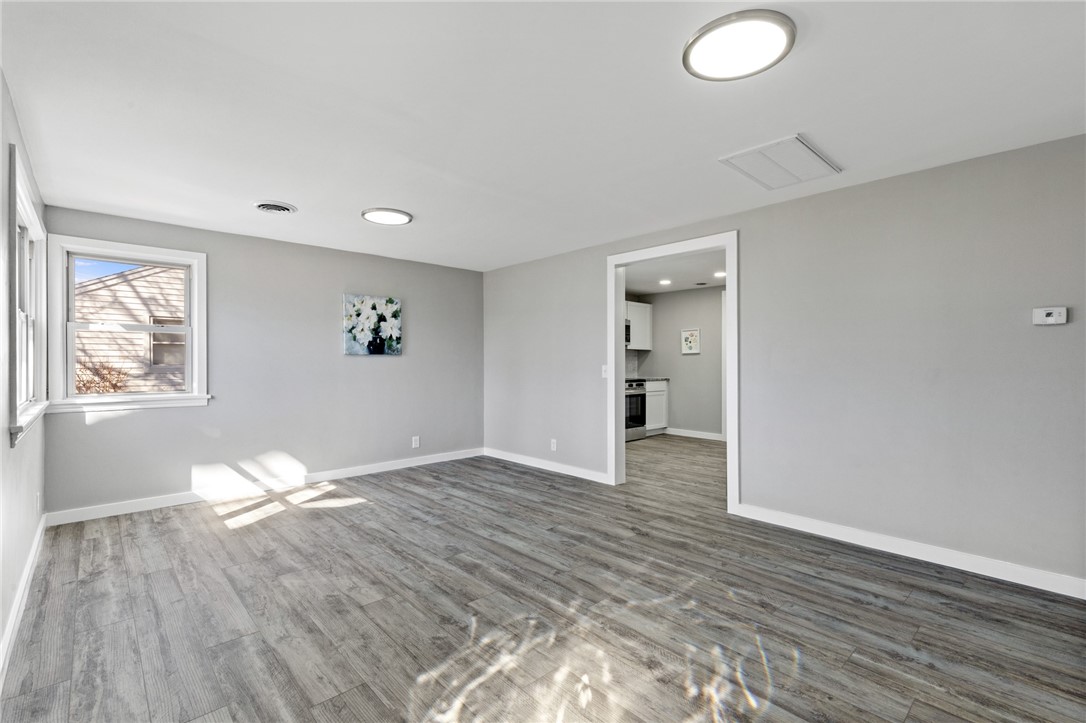 120 Howard Road, Gates, New York image 6
