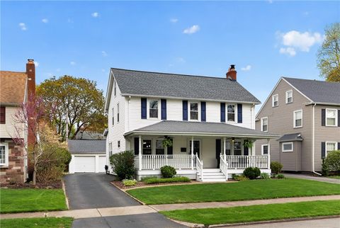 Photo of 24 Westbourne Road, Irondequoit, NY 14617 (MLS # R1678156)