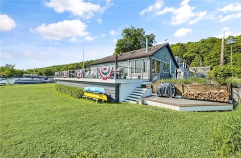 Tiny photo for 2882 Fire Lane 1 Ln, Venice, NY 13118 (MLS # R1660022)