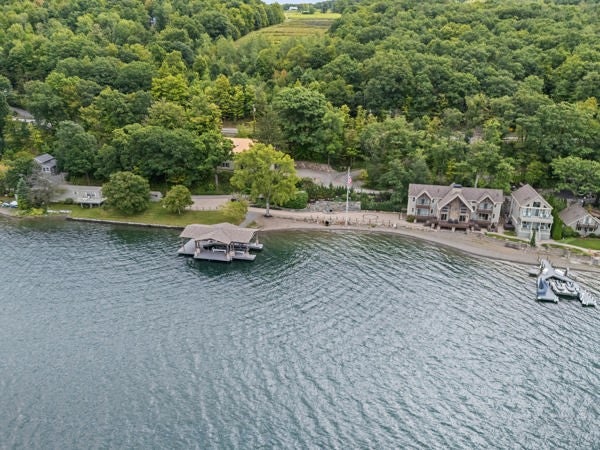 10523-10577 East Lake Road