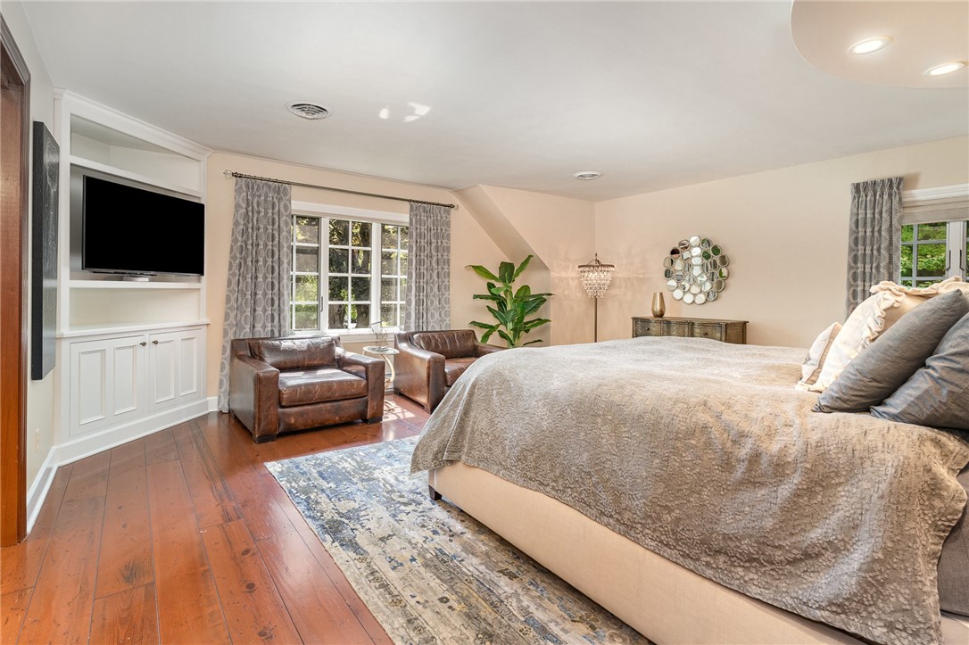 49 Knollwood Dr Drive, Pittsford, New York image 32
