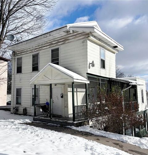 Photo of 28 West Street, Oneonta, NY 13820 (MLS # R1585687)