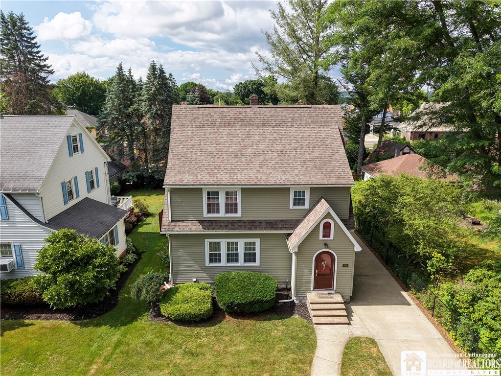 114 Ellis Avenue