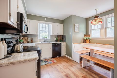 Tiny photo for 218 Somershire Drive, Irondequoit, NY 14617 (MLS # R1692552)
