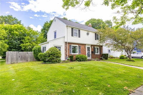 Photo of 218 Somershire Drive, Irondequoit, NY 14617 (MLS # R1692552)