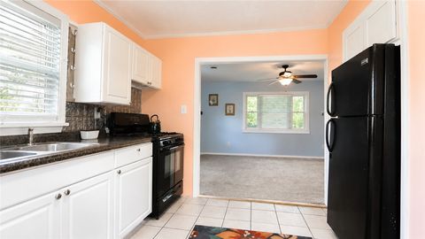 Tiny photo for 14 Seneca Manor Dr Drive, Seneca Falls, NY 13148 (MLS # R1688387)