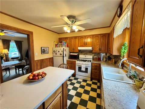 Tiny photo for 140 Ovid Street, Seneca Falls, NY 13148 (MLS # R1716121)