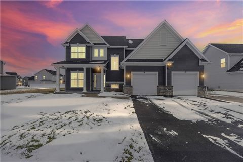 63 Candleford Hts Henrietta NY 14586