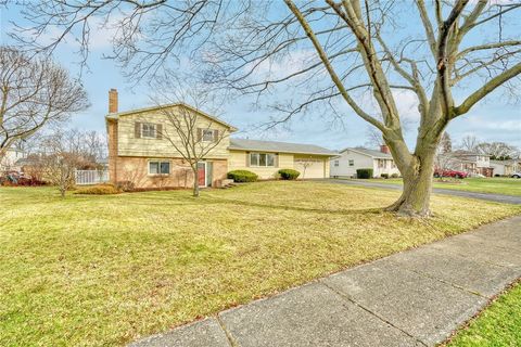 334 Kartes Dr Rochester NY 14616