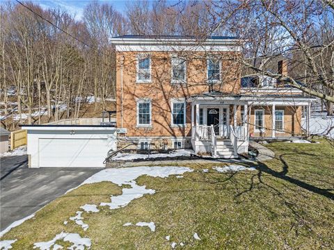 Homes For Sale - 64 Layton Street<br/> Wayne County, Lyons, NY 14489