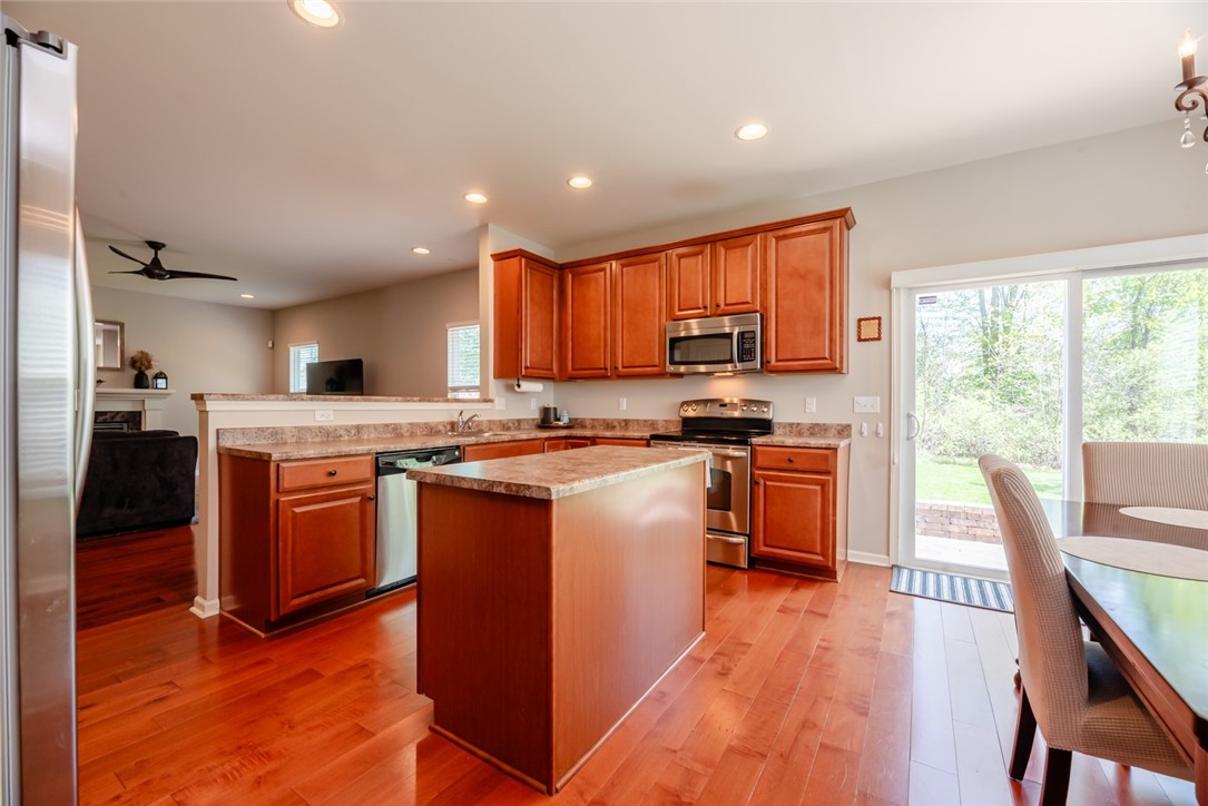 94 Tuscany Lane, Penfield, New York image 15