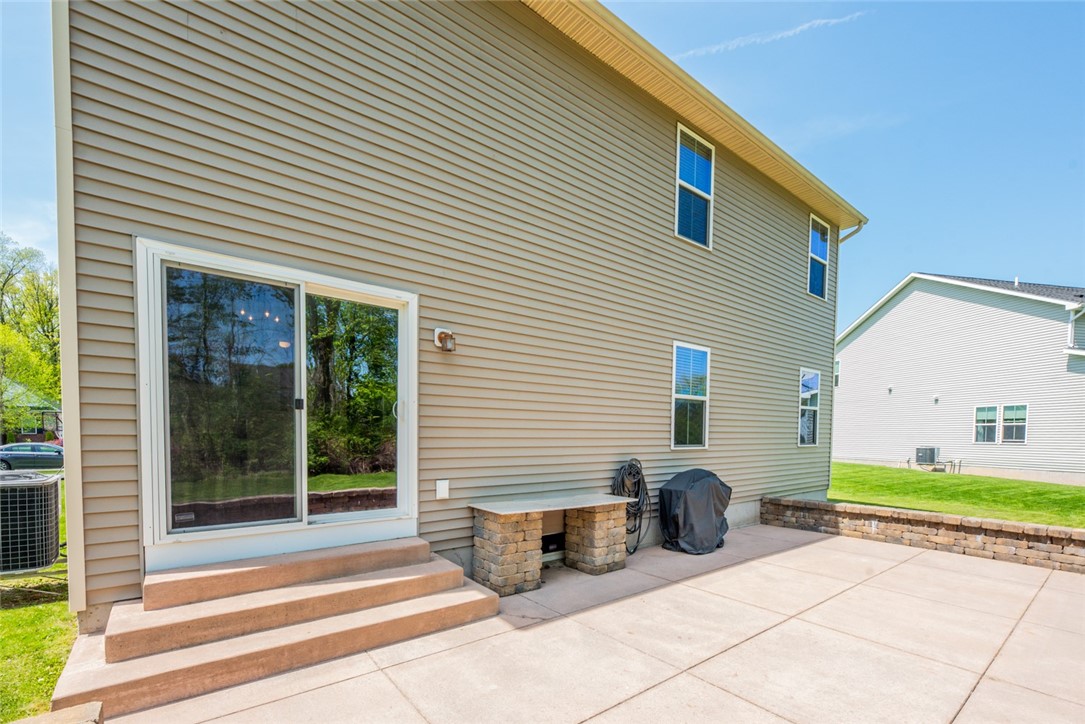 94 Tuscany Lane, Penfield, New York image 43
