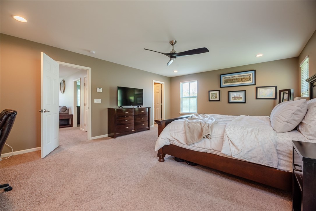 94 Tuscany Lane, Penfield, New York image 31