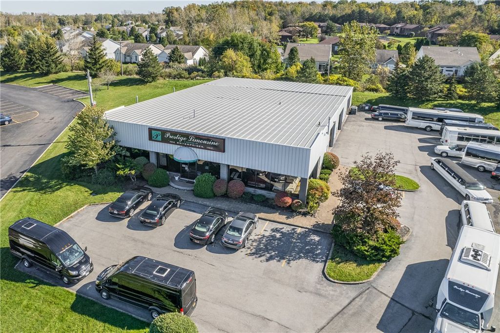 Photo of 85 Goodway Drive, Henrietta, NY 14623 (MLS # R1663698)