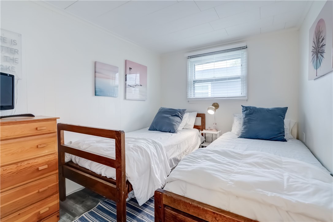 16005 Lomond Shore Shr, Kendall, New York image 18