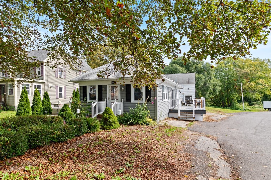 6814 Main Street