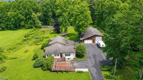 Tiny photo for 2537 Edwards Road, Waterloo, NY 13165 (MLS # R1703029)