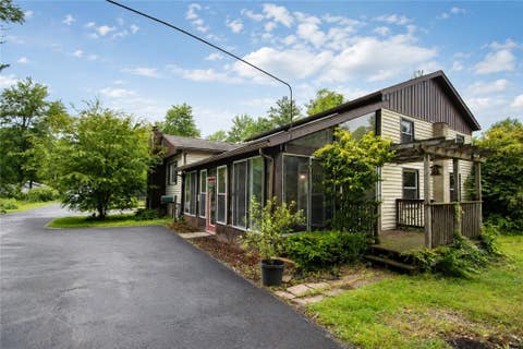 Tiny photo for 2537 Edwards Road, Waterloo, NY 13165 (MLS # R1703029)