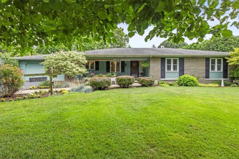 Photo for 204 Henderson Drive