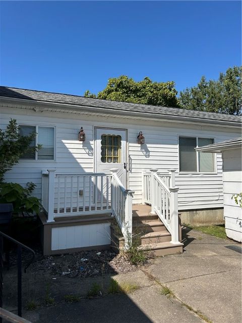 Tiny photo for 105 Rondelay Drive, Cheektowaga, NY 14227 (MLS # R1654119)