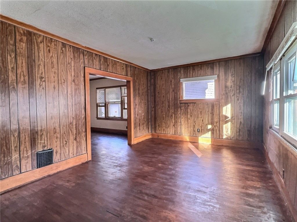 Photo of 190 Weaver Street, Rochester, NY 14621 (MLS # R1667794)