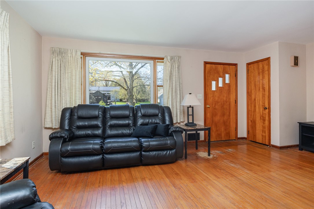 3914 Dean Road, Marion, New York image 4