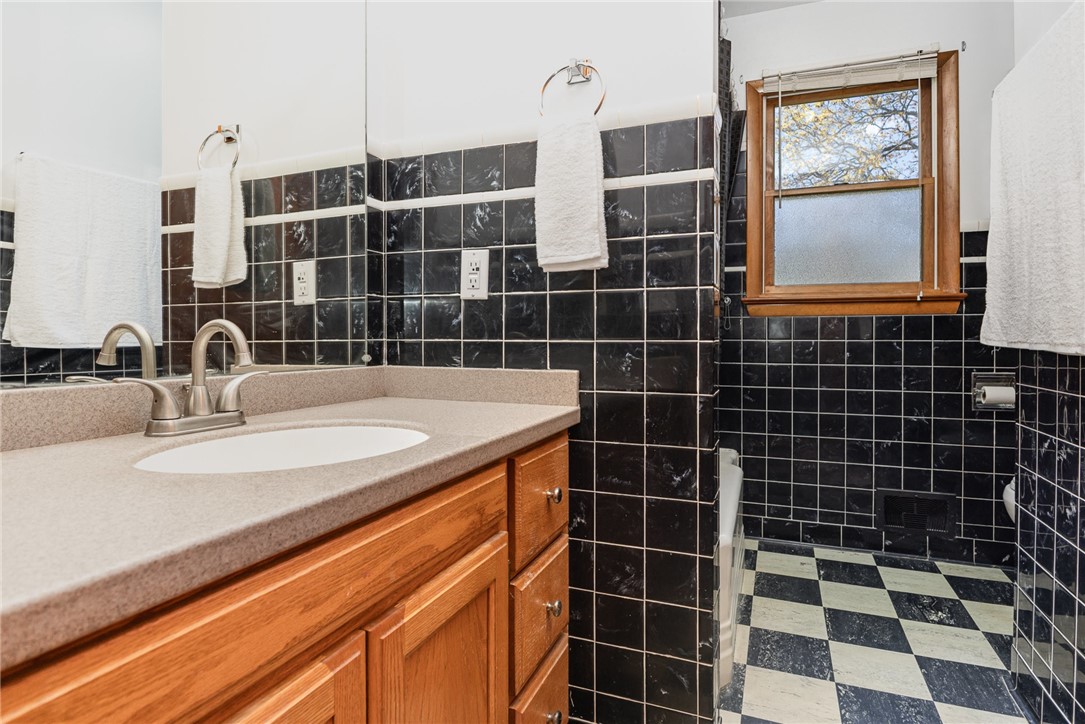 3914 Dean Road, Marion, New York image 16