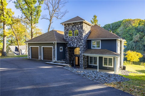 Tiny photo for 667 Seneca Road, Irondequoit, NY 14622 (MLS # R1723478)