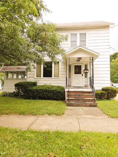 Photo for 1852 Davis Street