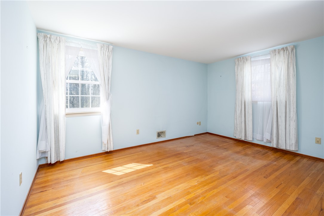 786 Lauren Court, Webster, New York image 35