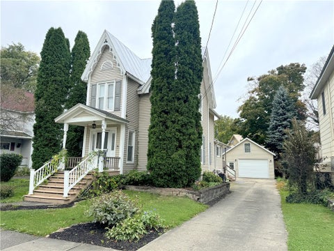 Photo for 29 Russell Street