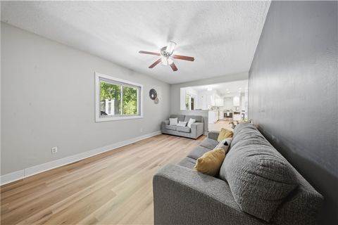 Tiny photo for 7260 Pear Tree MDWS, Ontario, NY 14519 (MLS # R1693344)