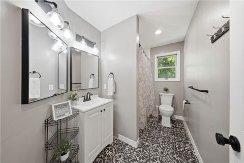 Tiny photo for 7260 Pear Tree MDWS, Ontario, NY 14519 (MLS # R1693344)