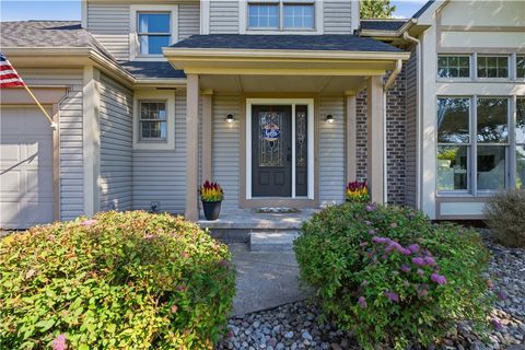 Tiny photo for 7260 Pear Tree MDWS, Ontario, NY 14519 (MLS # R1693344)