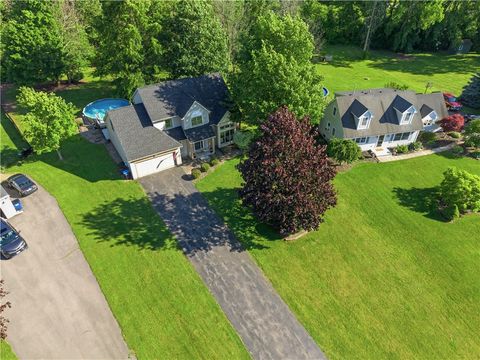Tiny photo for 7260 Pear Tree MDWS, Ontario, NY 14519 (MLS # R1693344)