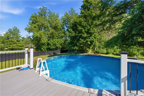 Tiny photo for 7260 Pear Tree MDWS, Ontario, NY 14519 (MLS # R1693344)