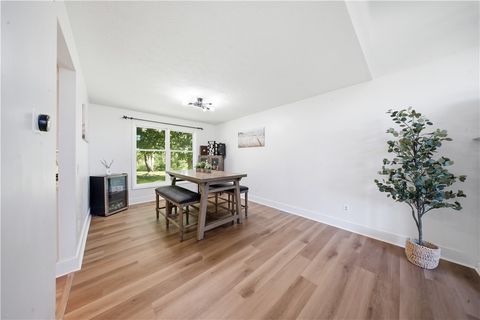 Tiny photo for 7260 Pear Tree MDWS, Ontario, NY 14519 (MLS # R1693344)