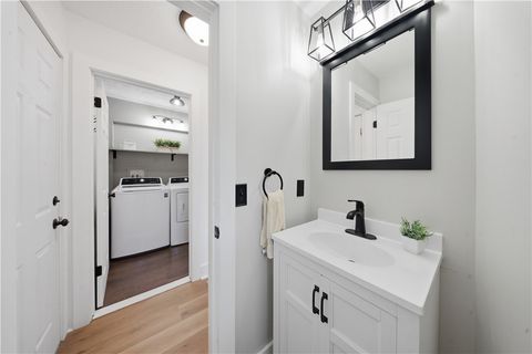 Tiny photo for 7260 Pear Tree MDWS, Ontario, NY 14519 (MLS # R1693344)