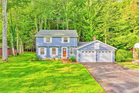 Photo for 787 Tinker Tavern Rd