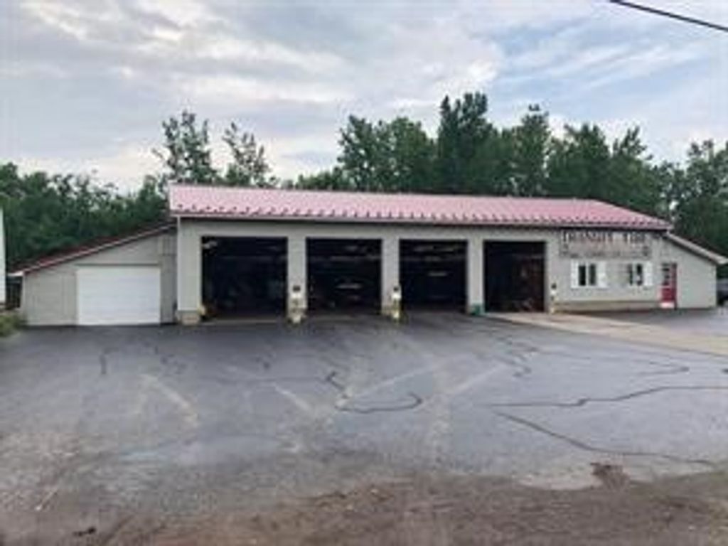 Photo of 15753 Ridge Rd, Albion, NY 14411 (MLS # R1490573)