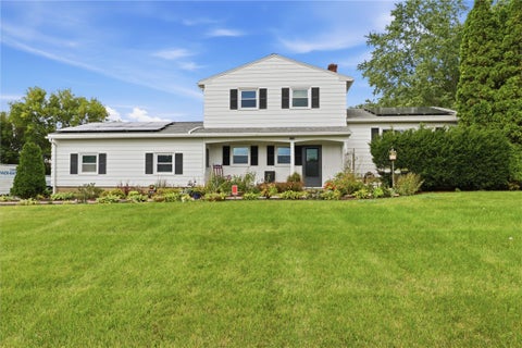 Homes For Sale - 3778 Outlet Road<br/> Ontario County, Manchester, NY 14548