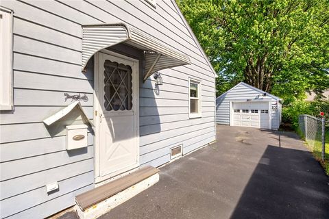 Tiny photo for 360 Leonard Road, Greece, NY 14616 (MLS # R1684004)