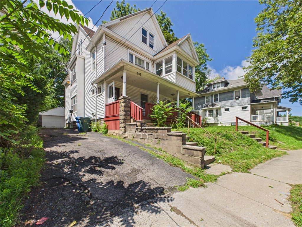 643-645 Portland Ave
