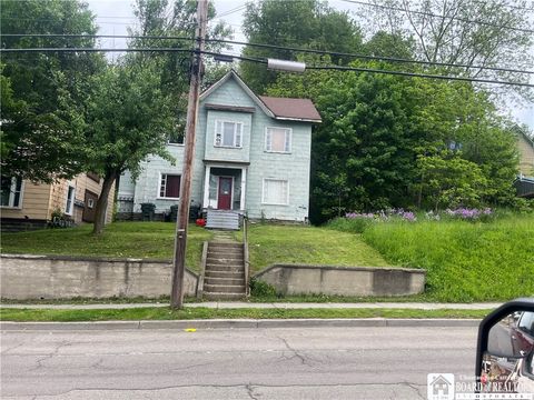 Multifamily For Sale - 741 East 2nd Street St<br/> Jamestown, NY 14701